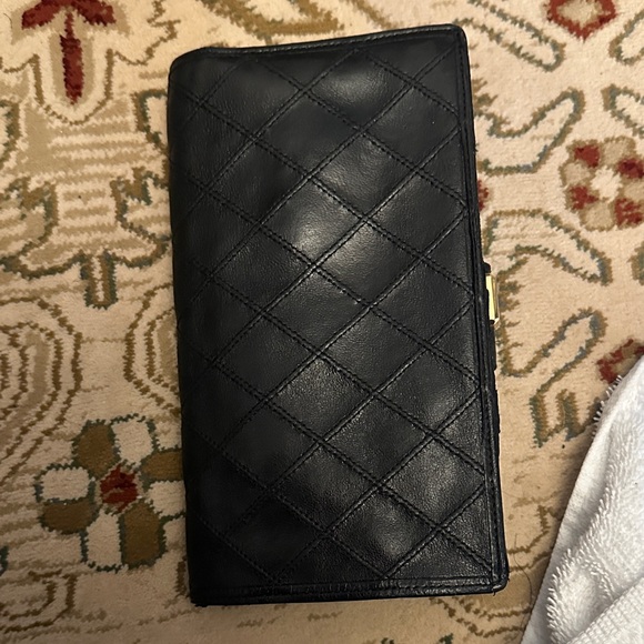 CHANEL Black Quilted Leather Wallet Vintage with COA - Picture 13 of 15